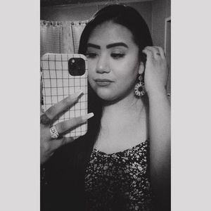 Meet your Posher, Veronica